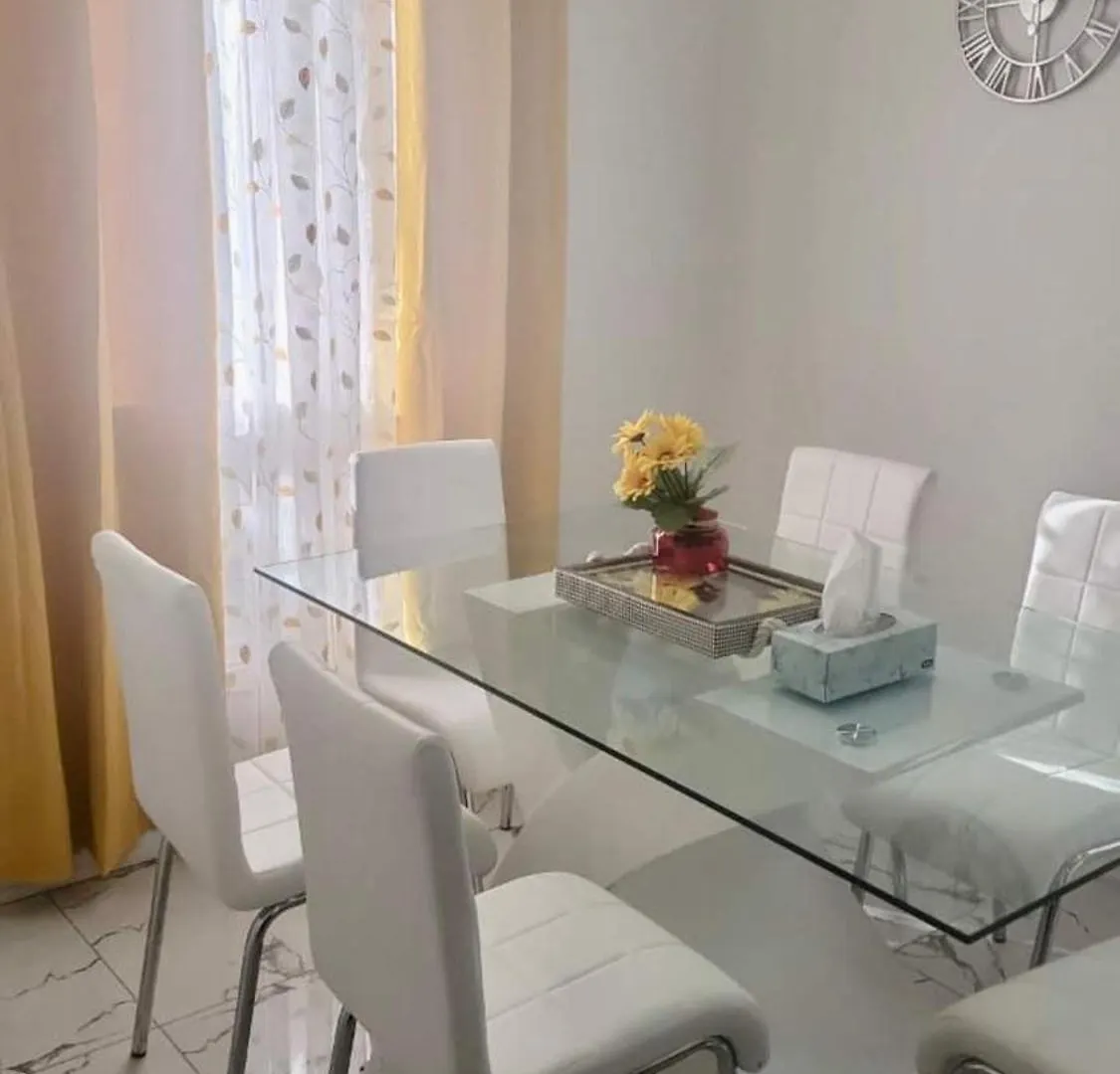 K9 Room Near Airport Mississauga Holiday home