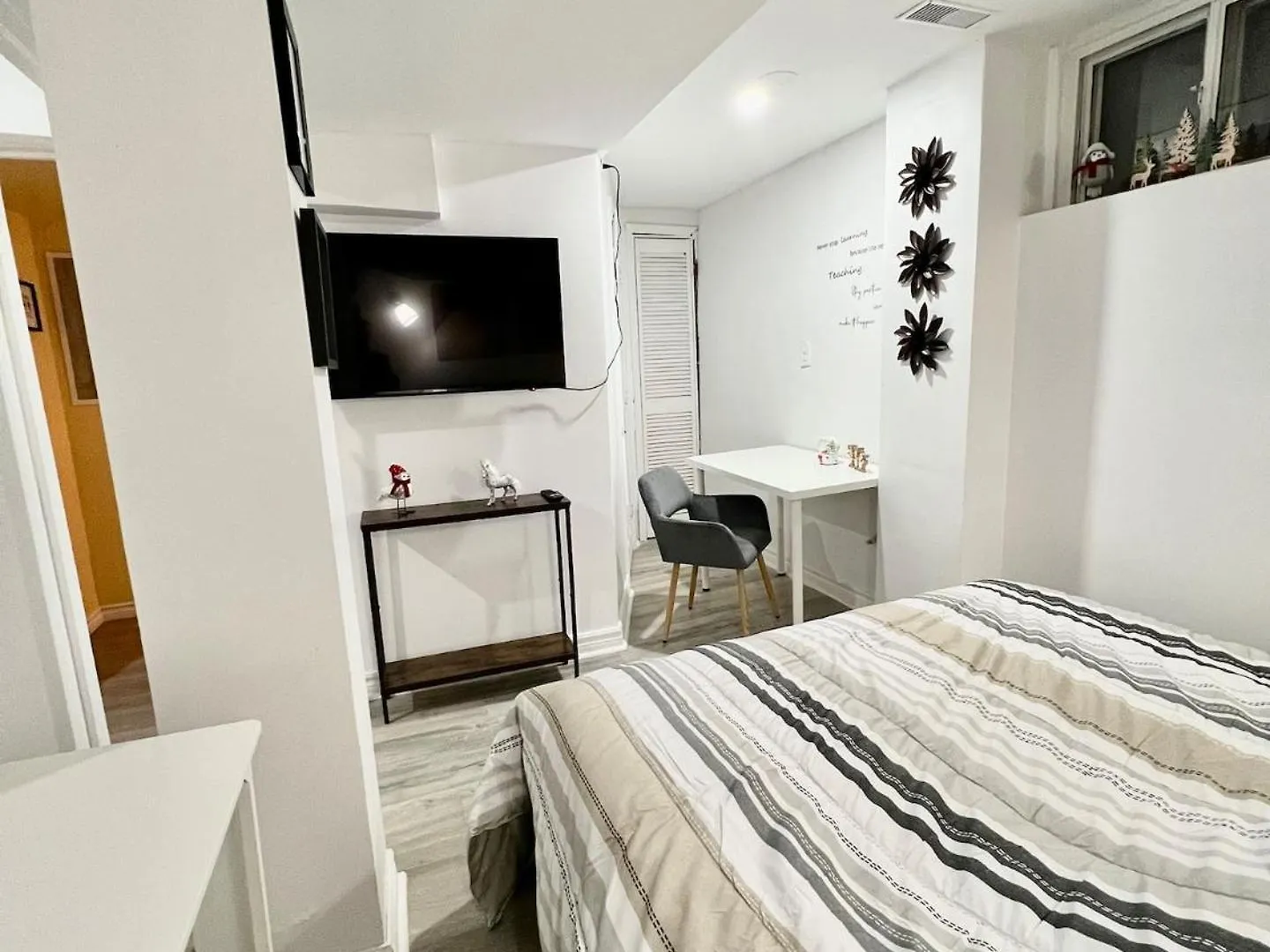 K9 Room Near Airport Mississauga 0*,